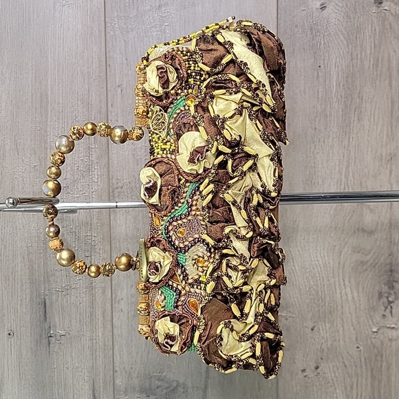 Mary Frances Small Framed Beaded Handbag Purse - Picture 4 of 15